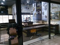 Оформление витрин магазинов в Минске