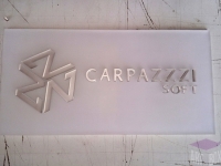 Табличка из оргстекла с объемными буквами